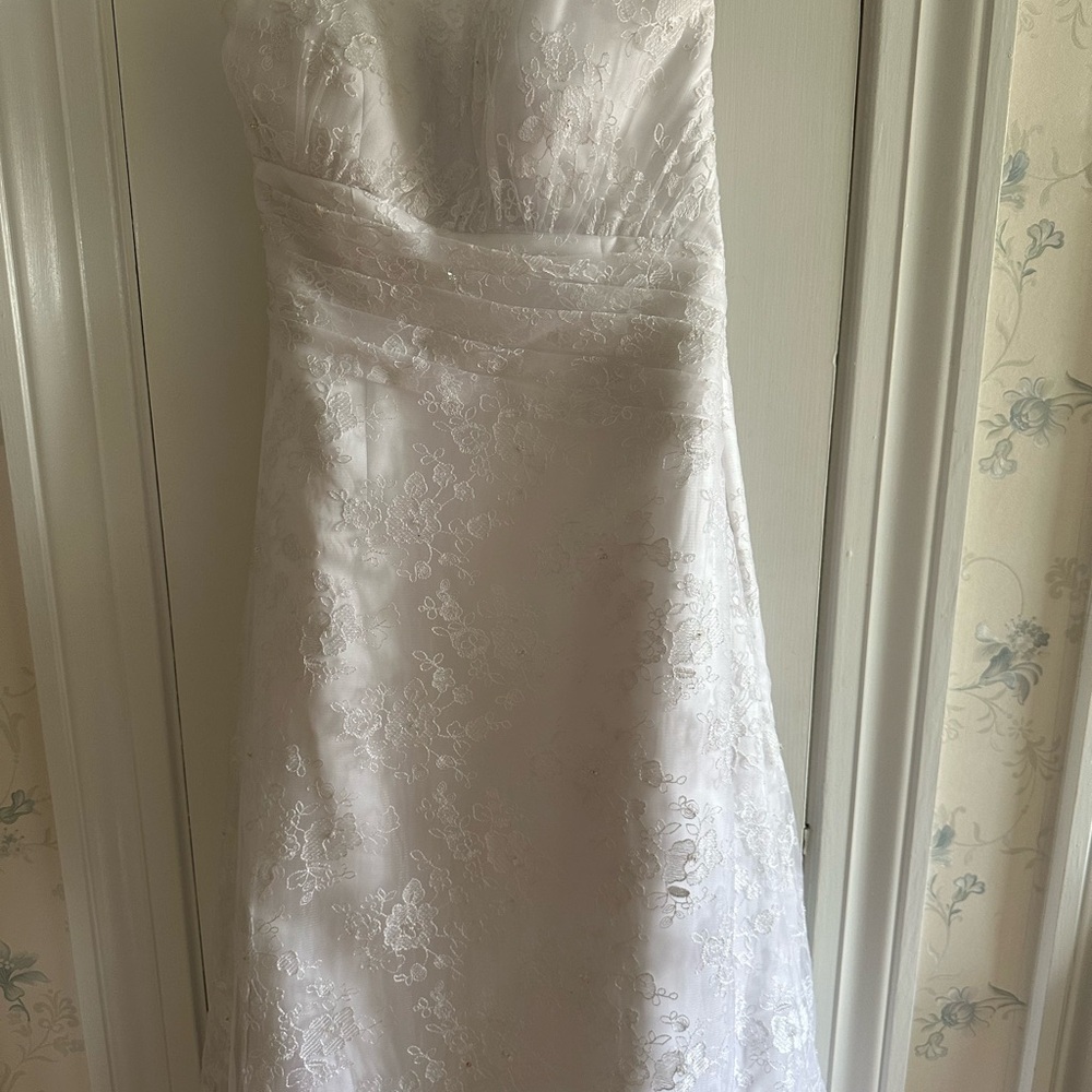 White Strapless Ruched A-line Wedding Dress